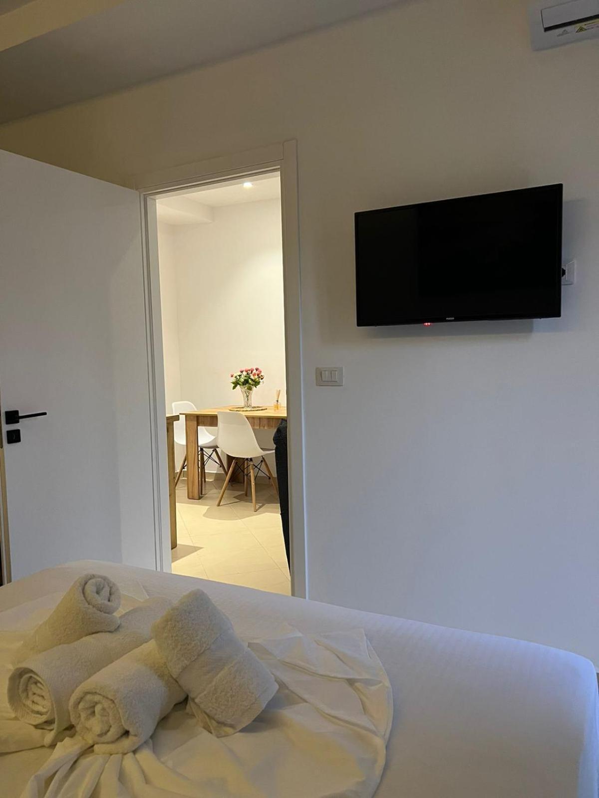 E&L Luxury Apartments Sarandë Exterior foto
